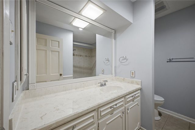 2104 Carter Creek Parkway, Bryan, TX 77802