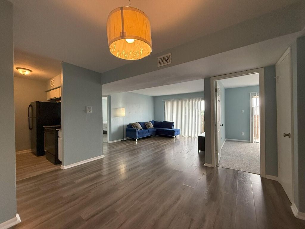 8523 Hearth Drive 35, Houston, TX 77054