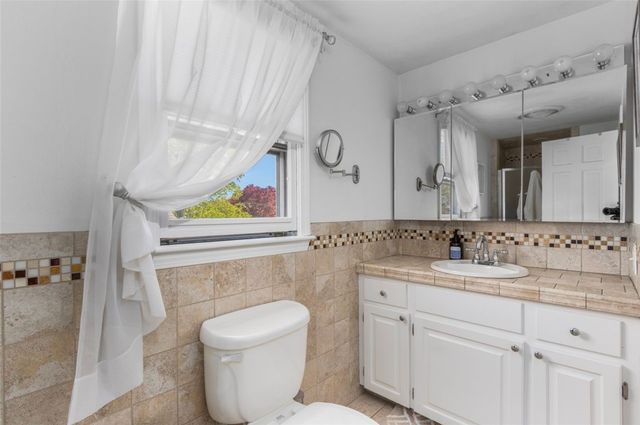 50 Fairview Avenue, West Warwick, RI 02893