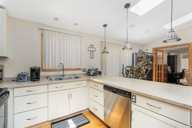 50 Fairview Avenue, West Warwick, RI 02893