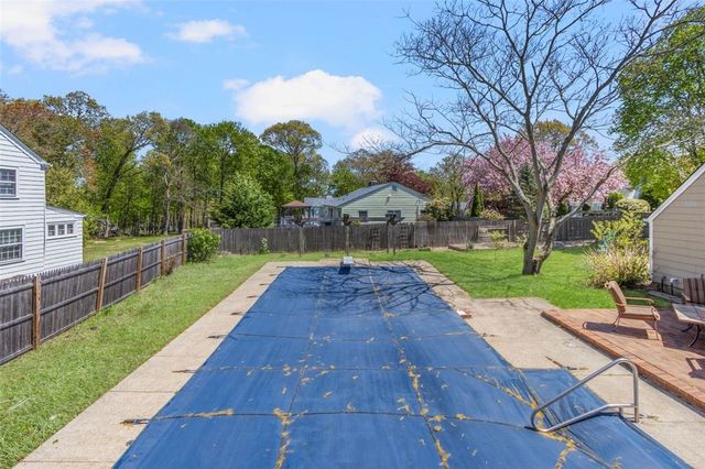 50 Fairview Avenue, West Warwick, RI 02893