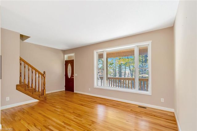 326 RoseBrier Road, Boomer, NC 28606