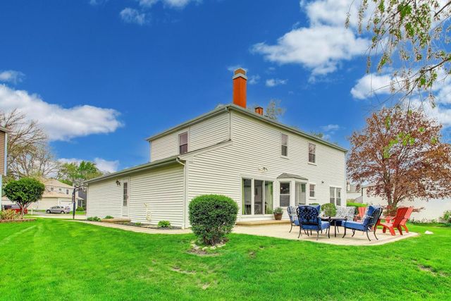 879 Saybrook Lane, Buffalo Grove, IL 60089