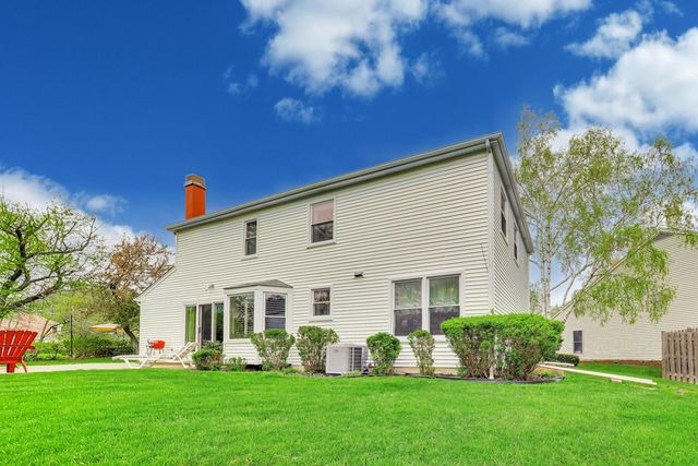 879 Saybrook Lane, Buffalo Grove, IL 60089