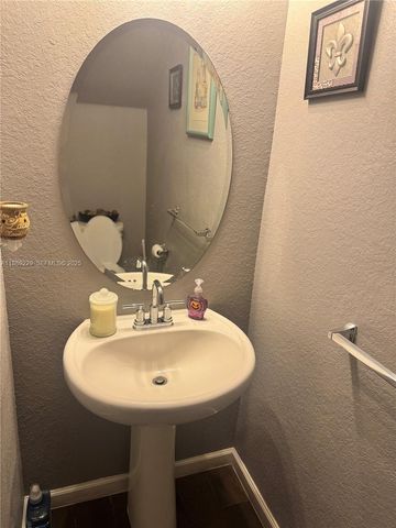 4039 NW 11th Street, Lauderhill, FL 33313