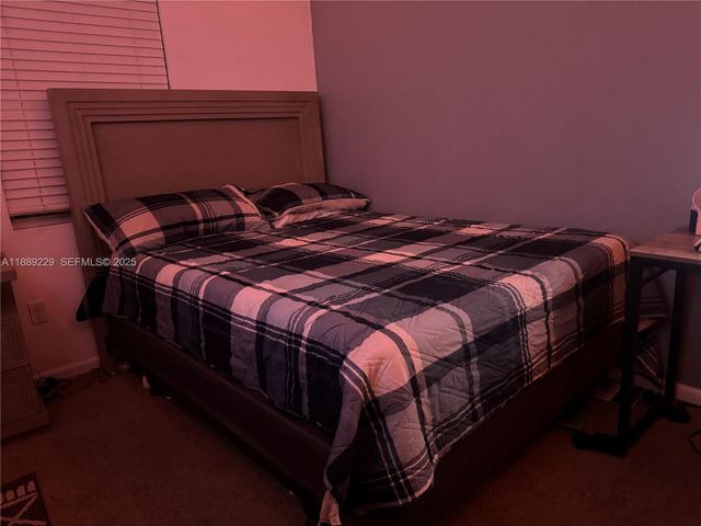 4039 NW 11th Street, Lauderhill, FL 33313