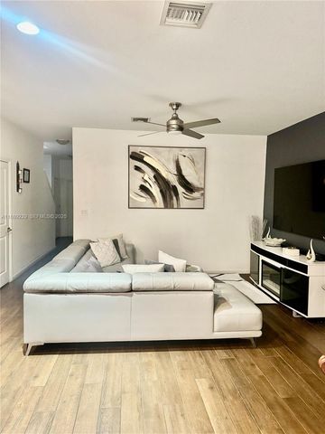 4039 NW 11th Street, Lauderhill, FL 33313