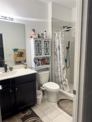 4039 NW 11th Street, Lauderhill, FL 33313