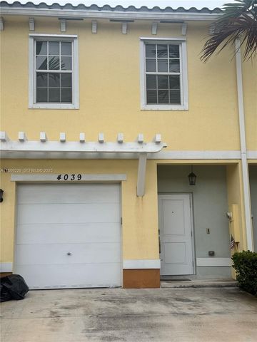 4039 NW 11th Street, Lauderhill, FL 33313