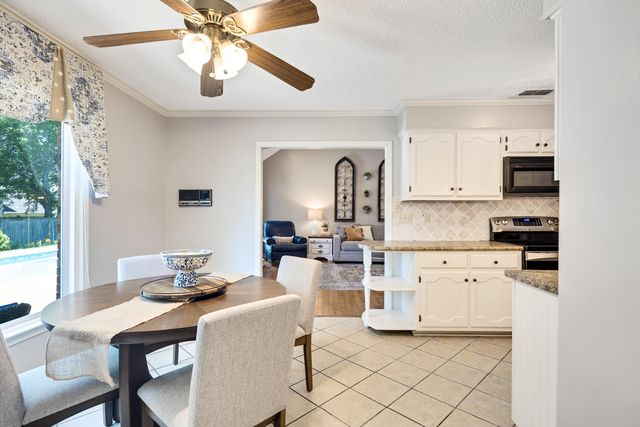 8331 ST IVES CV, Memphis, TN 38016