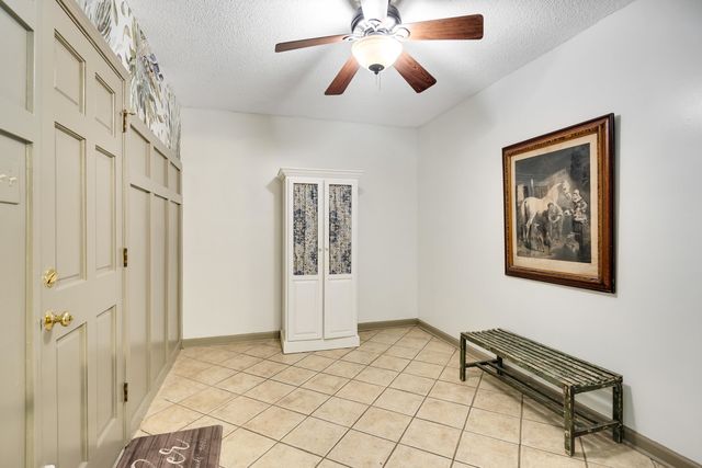 8331 ST IVES CV, Memphis, TN 38016