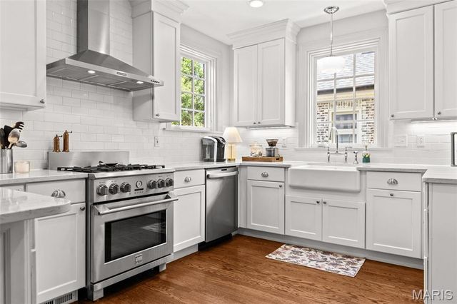 7411 Teasdale Avenue, University City, MO 63130