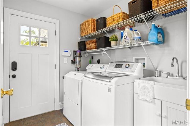 7411 Teasdale Avenue, University City, MO 63130