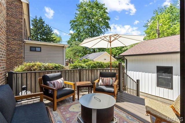 7411 Teasdale Avenue, University City, MO 63130