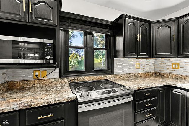 5626 Boy Scout Road, Indianapolis, IN 46226