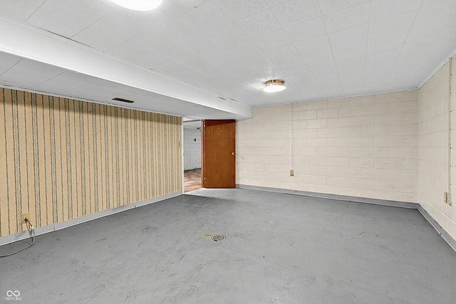 5626 Boy Scout Road, Indianapolis, IN 46226