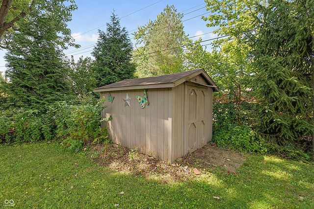 5626 Boy Scout Road, Indianapolis, IN 46226