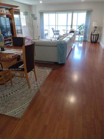 701 SW 128th Avenue 401F, Pembroke Pines, FL 33027