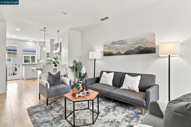 409 Longden Ave, San Mateo, CA 94403