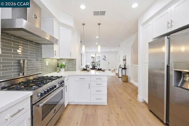 409 Longden Ave, San Mateo, CA 94403