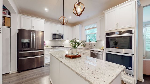 551 Montrose Dr, Mount Juliet, TN 37122