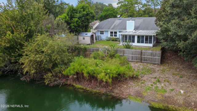 8066 INTERNATIONAL VILLAGE Drive, Jacksonville, FL 32277