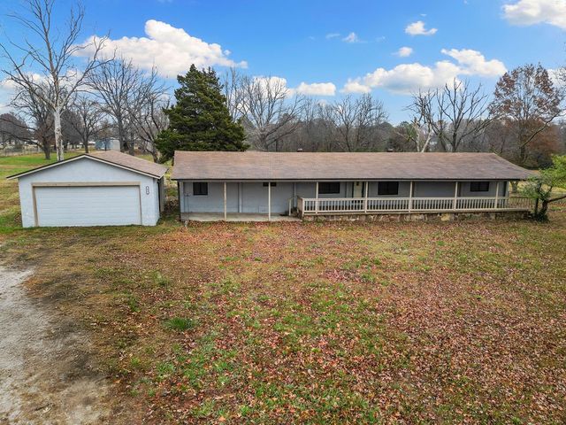 290 Hallack Lane, Pea Ridge, AR 72751