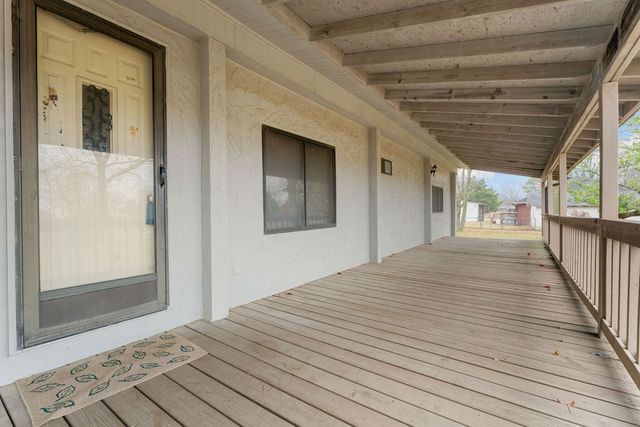 290 Hallack Lane, Pea Ridge, AR 72751