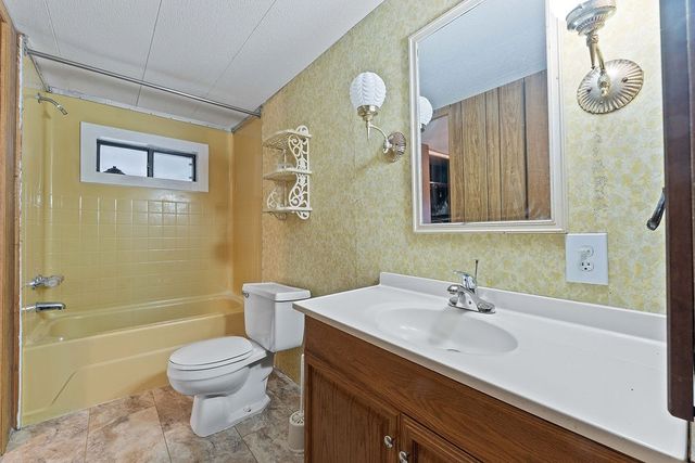 290 Hallack Lane, Pea Ridge, AR 72751