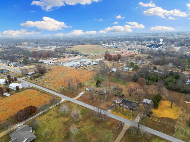 290 Hallack Lane, Pea Ridge, AR 72751