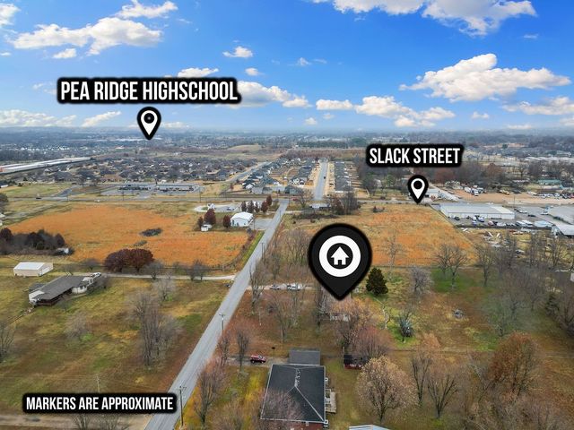 290 Hallack Lane, Pea Ridge, AR 72751