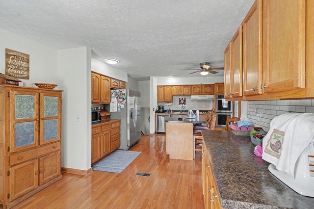 1186 Siry Road, California, KY 41007