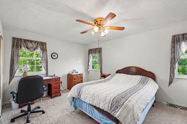 1186 Siry Road, California, KY 41007