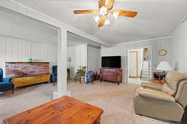 1186 Siry Road, California, KY 41007