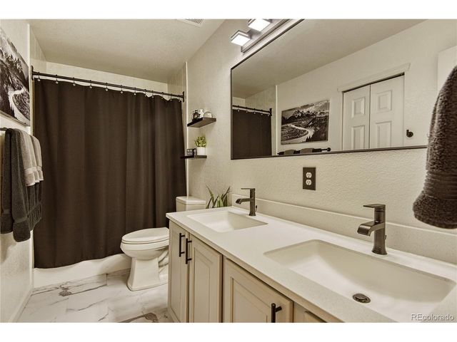 1556 Rosemary Ct, Castle Rock, CO 80109