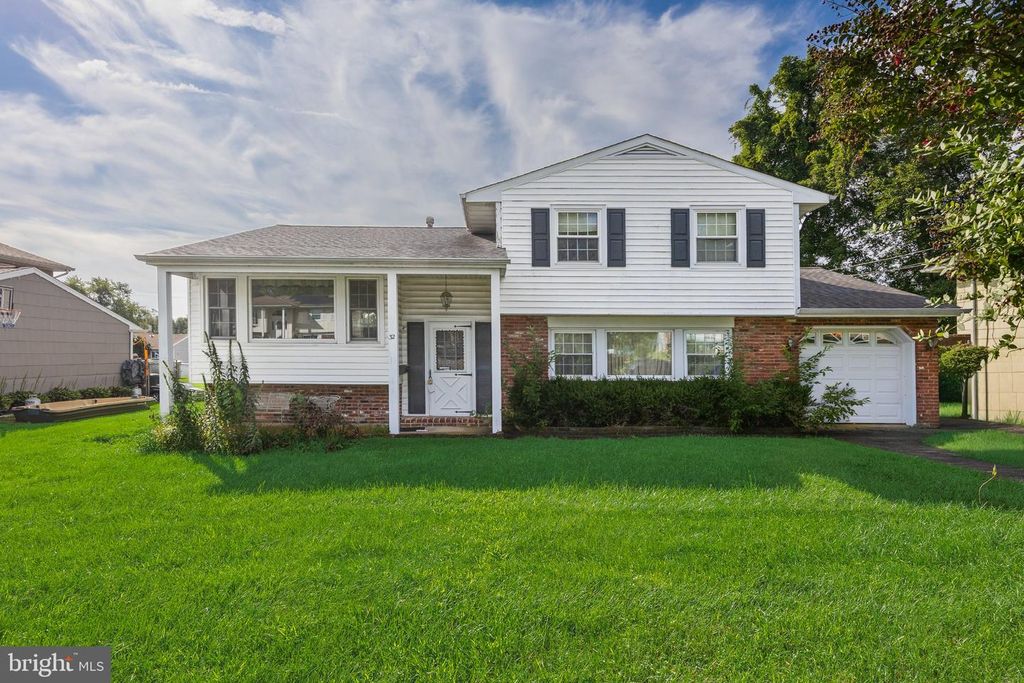 32 SUBURBAN BLVD, DELRAN, NJ 08075 — exterior