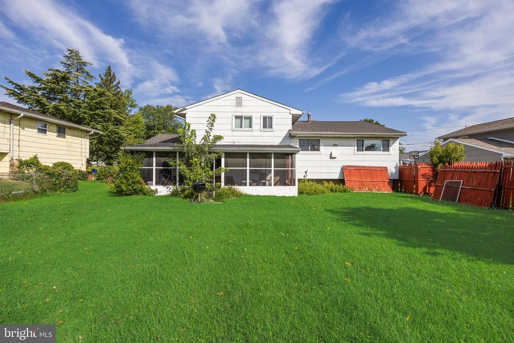 32 SUBURBAN BLVD, DELRAN, NJ 08075 — photo 4