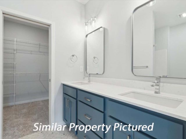 235 Chadwick Lane, Iowa City, IA 52246