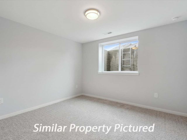 235 Chadwick Lane, Iowa City, IA 52246