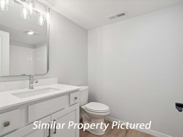 235 Chadwick Lane, Iowa City, IA 52246