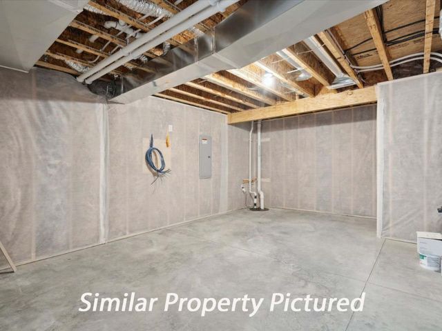 235 Chadwick Lane, Iowa City, IA 52246