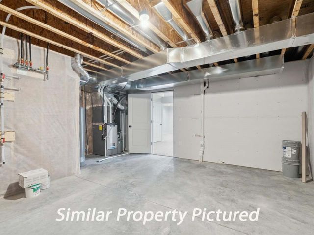 235 Chadwick Lane, Iowa City, IA 52246