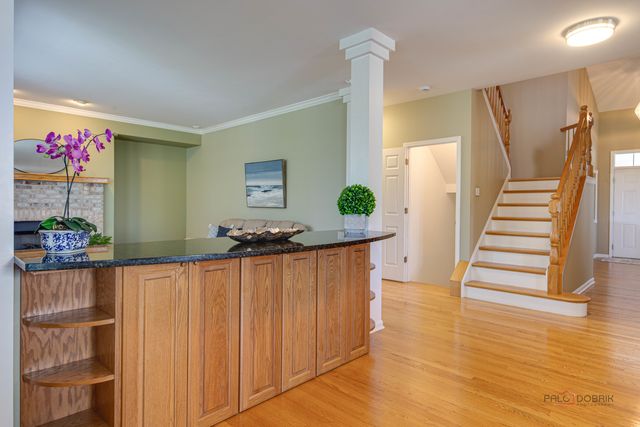 1105 Andover Drive, Mundelein, IL 60060