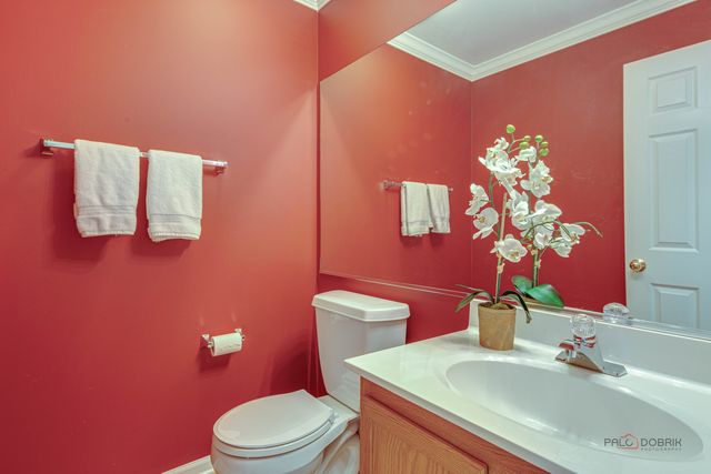 1105 Andover Drive, Mundelein, IL 60060