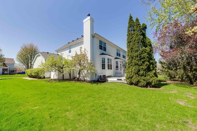 1105 Andover Drive, Mundelein, IL 60060