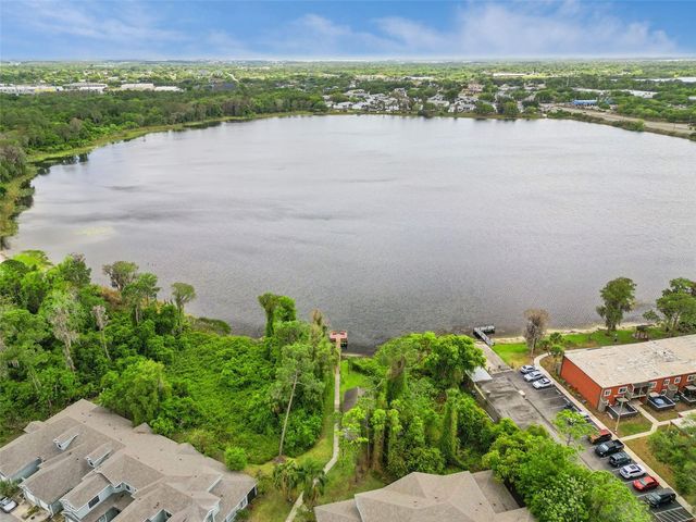 2960 OAK PARK WAY 41, Orlando, FL 32822