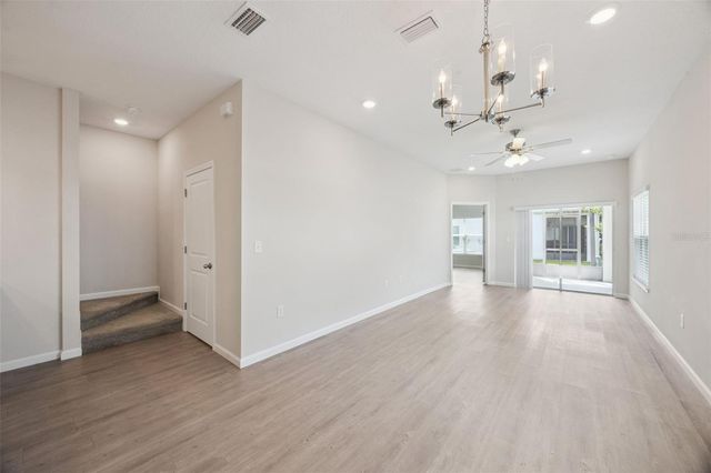 2960 OAK PARK WAY 41, Orlando, FL 32822