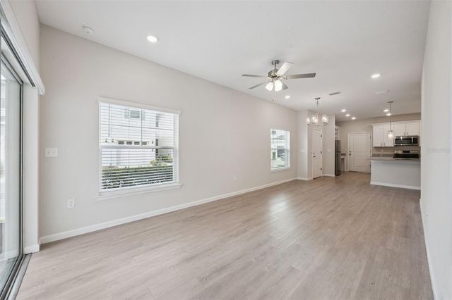 2960 OAK PARK WAY 41, Orlando, FL 32822