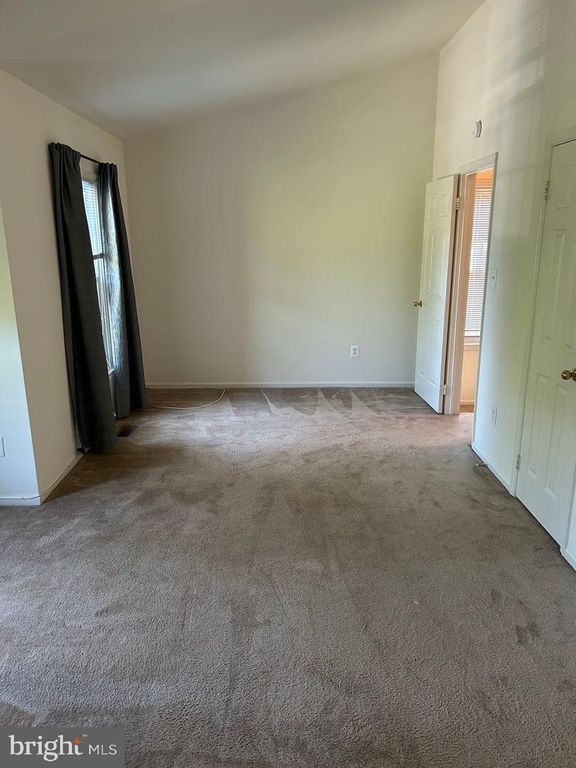 4129 MEADOW FIELD CT, Fairfax, VA 22033