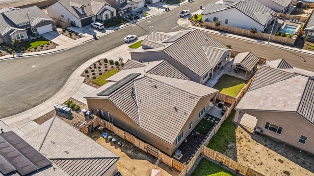 3012 Sand Hills Avenue, Tulare, CA 93274